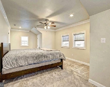 3406 39th Avenue - Photo Thumbnail 16