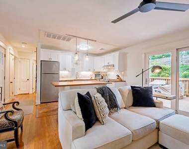 4115 Denfeld Avenue - Photo Thumbnail 16