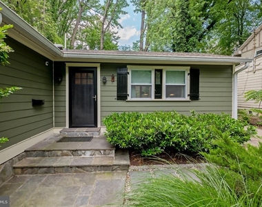 4115 Denfeld Avenue - Photo Thumbnail 27