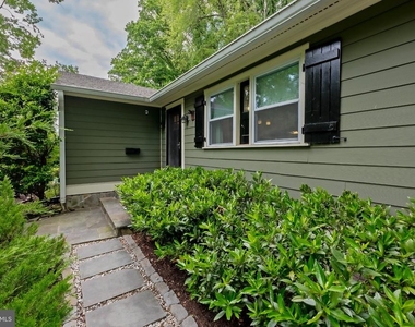 4115 Denfeld Avenue - Photo Thumbnail 1