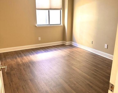 4 Monroe Street - Photo Thumbnail 16