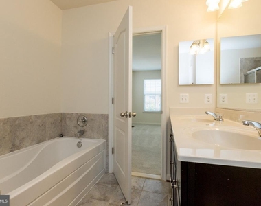 11928 Little Seneca Parkway - Photo Thumbnail 20