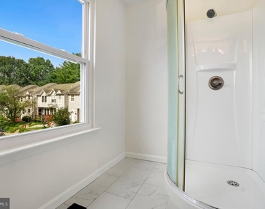 3525 Upper Mill Court - Photo Thumbnail 24
