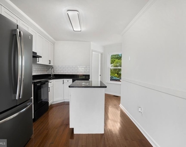 3525 Upper Mill Court - Photo Thumbnail 10