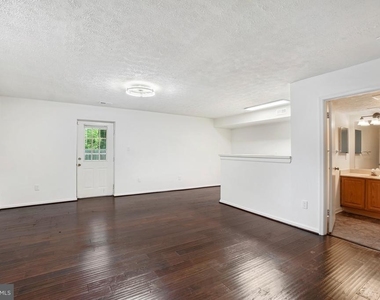 3525 Upper Mill Court - Photo Thumbnail 36