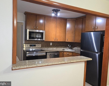 111 Donzen Drive - Photo Thumbnail 6