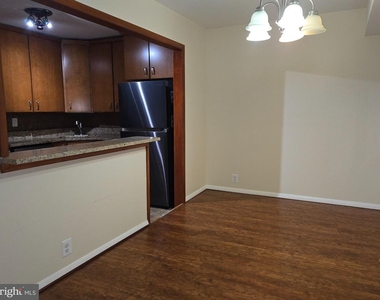 111 Donzen Drive - Photo Thumbnail 7