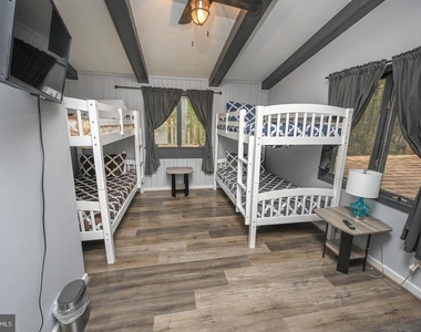 285 Lakeshore Drive - Photo Thumbnail 26