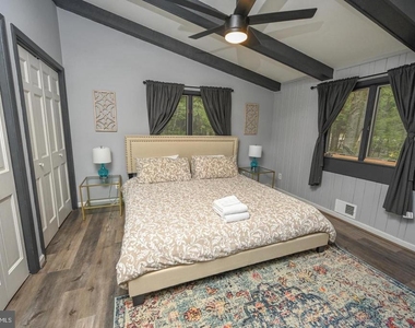 285 Lakeshore Drive - Photo Thumbnail 33