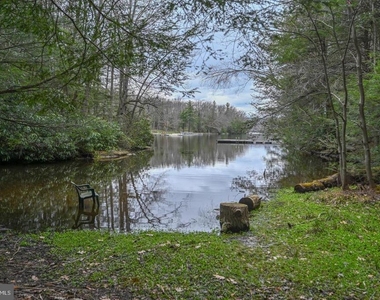 285 Lakeshore Drive - Photo Thumbnail 45