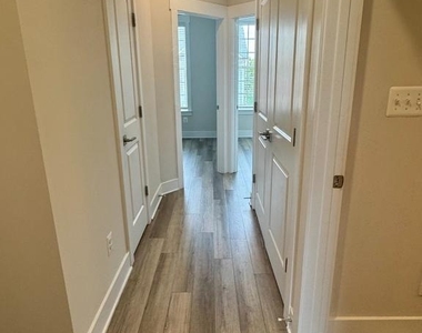 201 Pomegranate Lane - Photo Thumbnail 21