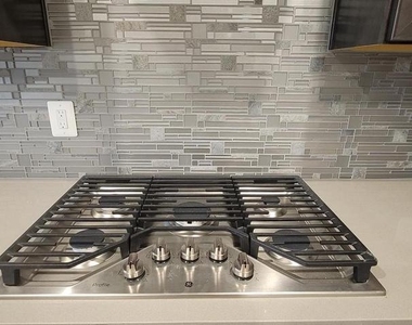 4940 Macdonough Pl - Photo Thumbnail 10
