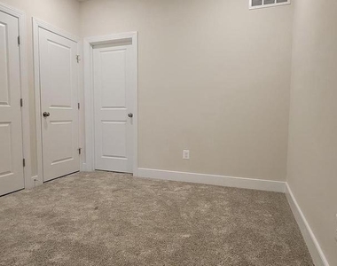4940 Macdonough Pl - Photo Thumbnail 18