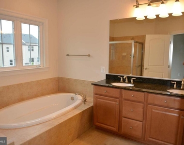 3579 Sprigg Street S - Photo Thumbnail 14