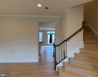 3579 Sprigg Street S - Photo Thumbnail 8
