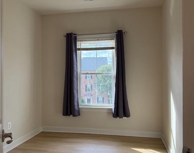 3579 Sprigg Street S - Photo Thumbnail 4