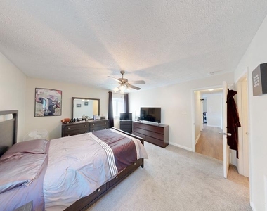2106 Whitehall Road - Photo Thumbnail 11