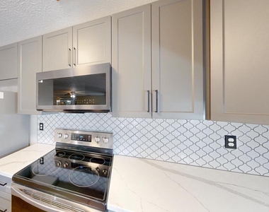 2106 Whitehall Road - Photo Thumbnail 3