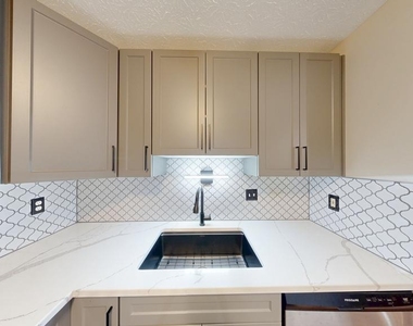 2106 Whitehall Road - Photo Thumbnail 5