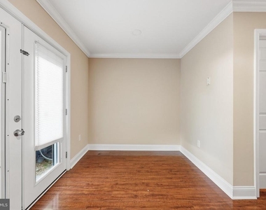 569 Lancaster Place - Photo Thumbnail 19