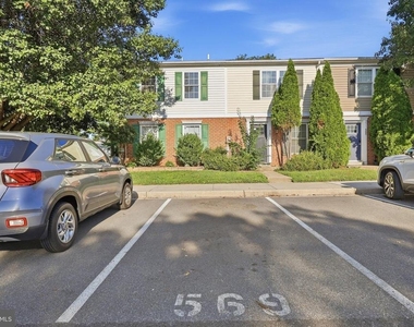 569 Lancaster Place - Photo Thumbnail 37