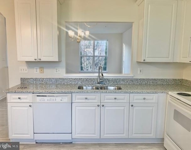 3776 Hope Commons Circle - Photo Thumbnail 6