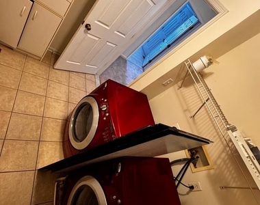 2653 Sandymount Road - Photo Thumbnail 25