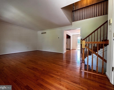 2653 Sandymount Road - Photo Thumbnail 9