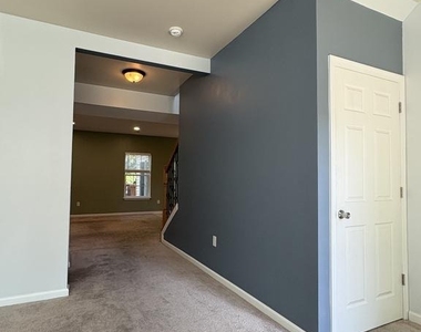 34 Augusta Loop - Photo Thumbnail 4