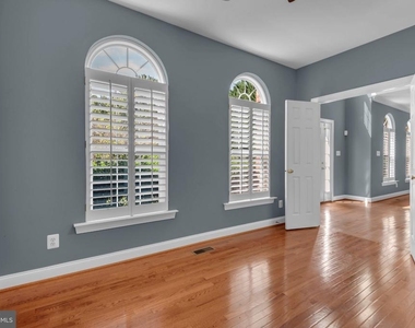 3355 Lancer Court - Photo Thumbnail 3