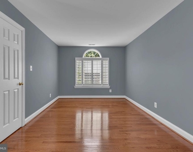 3355 Lancer Court - Photo Thumbnail 19