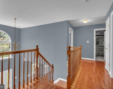 3355 Lancer Court - Photo Thumbnail 15