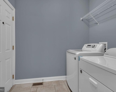 3355 Lancer Court - Photo Thumbnail 35
