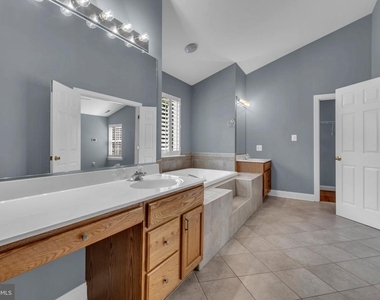 3355 Lancer Court - Photo Thumbnail 21