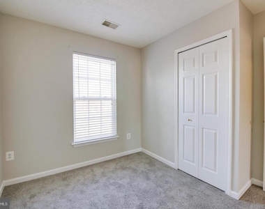 9307 Vanguard Court - Photo Thumbnail 18