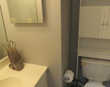 993 Joshua Tree Court - Photo Thumbnail 16