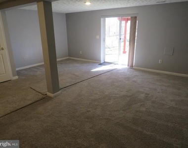 993 Joshua Tree Court - Photo Thumbnail 9