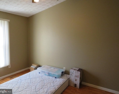 993 Joshua Tree Court - Photo Thumbnail 12