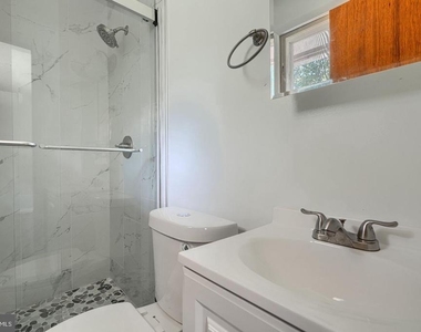 234 Cedarmere Circle - Photo Thumbnail 13