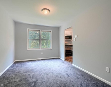 234 Cedarmere Circle - Photo Thumbnail 3