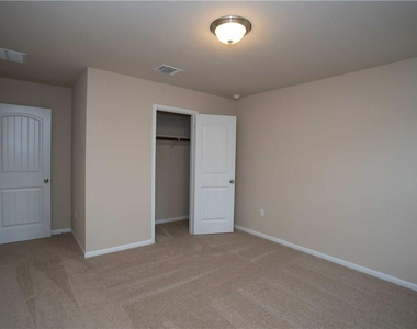 142 Sulphur River Loop - Photo Thumbnail 10