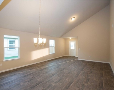 142 Sulphur River Loop - Photo Thumbnail 2
