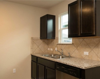 142 Sulphur River Loop - Photo Thumbnail 3
