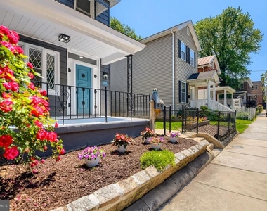 3609 Buena Vista Avenue - Photo Thumbnail 1