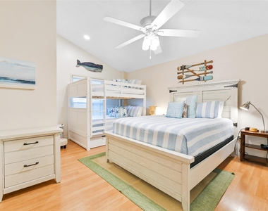 16619 Jamaica Cove Rd - Photo Thumbnail 22