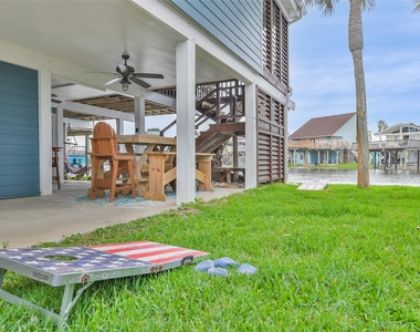 16619 Jamaica Cove Rd - Photo Thumbnail 3
