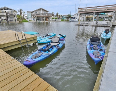 16619 Jamaica Cove Rd - Photo Thumbnail 2
