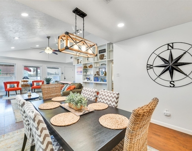16619 Jamaica Cove Rd - Photo Thumbnail 11