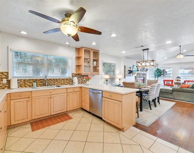 16619 Jamaica Cove Rd - Photo Thumbnail 15