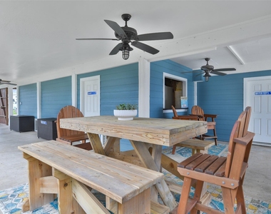 16619 Jamaica Cove Rd - Photo Thumbnail 4